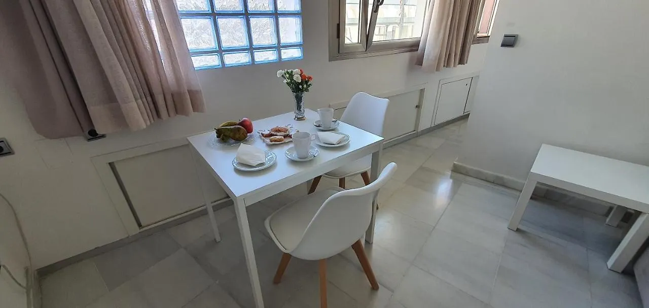 Apartamentos Torre de la Mezquita Córdoba 0*,  España